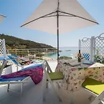 Le Sirene Appart hôtel 3*