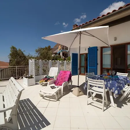 Le Sirene Hotel apartamentowy 3*